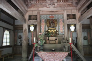 仏殿の内部